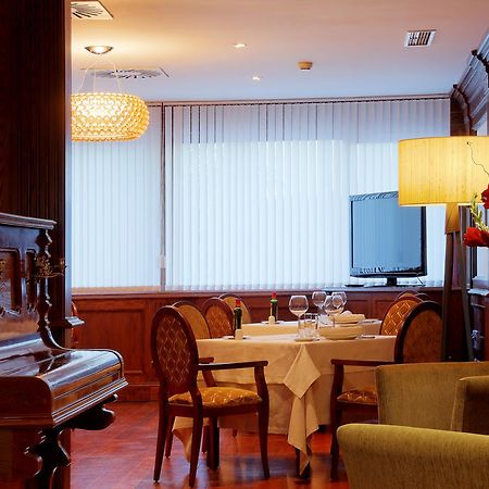 Hotelsefutbol Las Rozas de Madrid Bagian luar foto