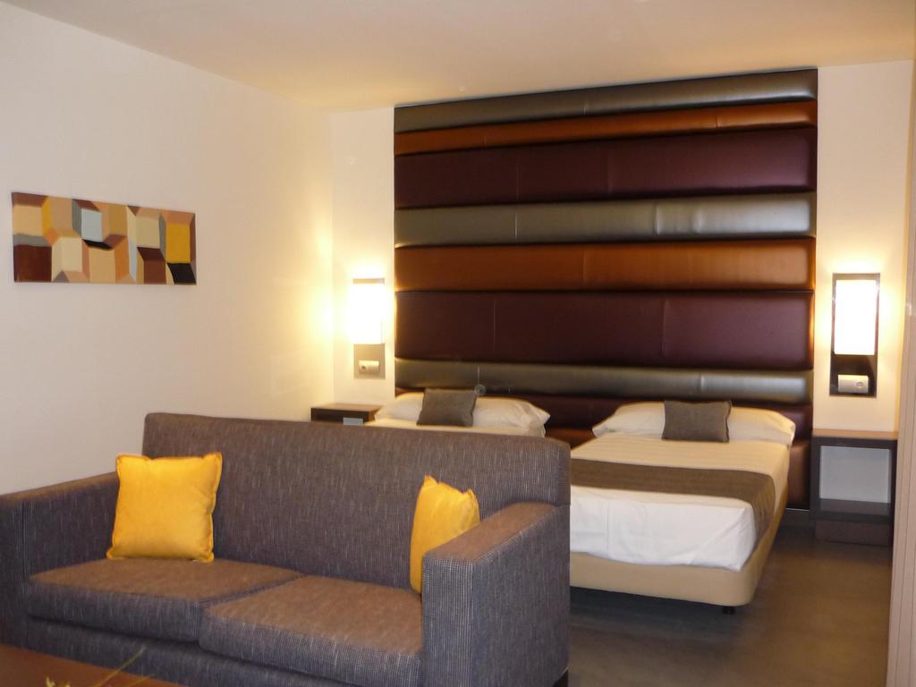 Hotelsefutbol Las Rozas de Madrid Ruang foto